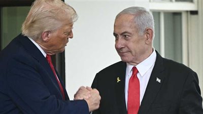 ترامب يعلن تراجع إسرائيل عن ضرب إيران.. ونتنياهو ينفي