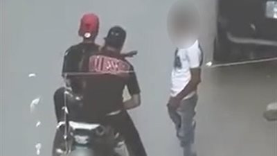 الإطاحة بعاطلين روّجا المخدرات بدراجة نارية في دار السلام