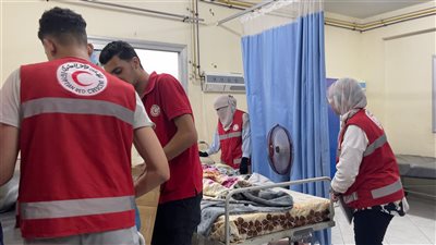 بتوجيهات من السيدة انتصار السيسي الهلال الأحمر المصري يقدّم الدعم النفسي والمادي لضحايا حادث الطريق الإقليمي بالمنوفية