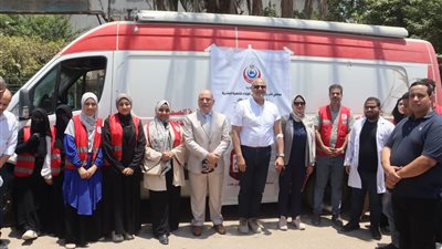 محافظ القليوبية يتفقد مركز الدم المتنقل بشبرا الخيمة | صور