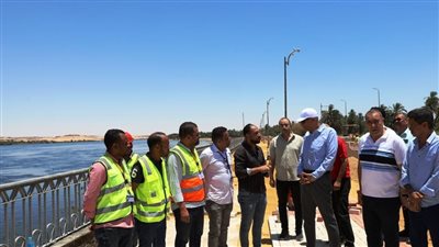 محافظ أسوان يشدد على سرعة الإنتهاء من مشروع توسعة وتطوير كورنيش النيل الجديد