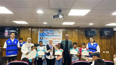 توزيع 40 جهاز لقياس السوائل كهدايا مجانية لذوى الإعاقة البصرية