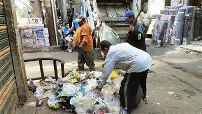 محافظ الدقهلية يتابع أعمال النظافة ورفع المخلفات بالمنصورة وطلخا والمراكز