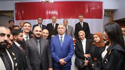 نقيب المحامين يترأس جلسة حلف اليمين القانونية للأعضاء الجدد