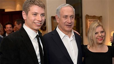  نجل نتنياهو: لم أعد أشعر بالأمان وسط معارضي والدي وهربت من الاغتيال