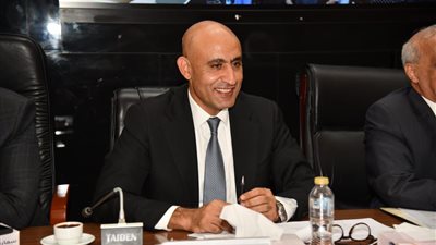 عبد اللطيف: هدفي الأول تحقيق صالح الطالب والمعلم كأولوية قصوى