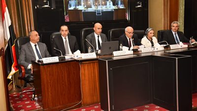 عبداللطيف يواصل مناقشة تفاصيل مشروع تعديل قانون التعليم أمام لجنة التعليم والبحث العلمي بمجلس النواب