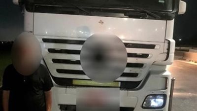 كشف ملابسات ضبط قائد سيارة 