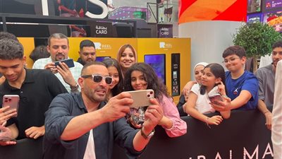 أحمد السقا يشعل دبي بعرض أكشن وسط تصفيق الجمهور في فيلم 