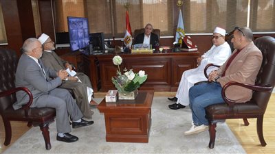 محافظ الغربية يدير حوارا مع رموز الأزهر لدعم الوعي العام وترسيخ القيم الوسطية