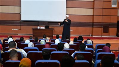 رئيس الإدارة المركزية لشئون الدعوة يلتقي وفد 