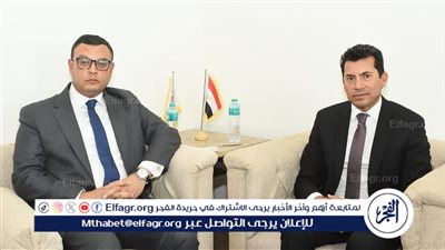 أشرف صبحي يلتقي بوزير الإسكان والمرافق والمجتمعات العمرانية