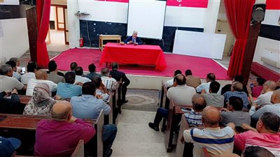 مدير تعليم الفيوم يعقد اجتماعًا مع مديري المدارس المخصصة كلجان انتخابية 
