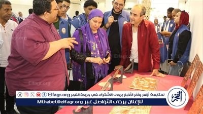 معروضات تراثية وعروض فنية تجسد إبداعات شباب 