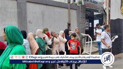 توافد الناخبين للإدلاء بأصواتهم في انتخابات الشيوخ