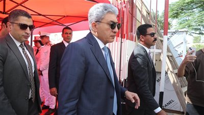 وزير السياحة يدلى بصوته فى انتخابات مجلس الشيوخ