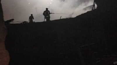 السيطرة على حريق اندلع في عدد من الباكيات بالقرب من محطة شبرا الخيمة