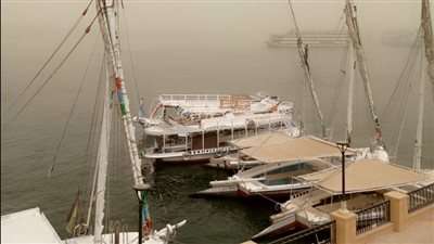 لليوم الثانى على التوالى.. محافظ أسوان: رفع درجة الإستعداد القصوى وإغلاق حركة الملاحة النهرية 