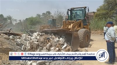 إزالة 31 حالة تعدي على أراضي زراعية فى أسيوط 