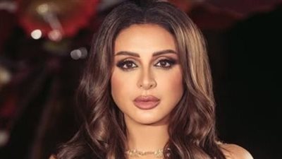 عودة أنغام لمصر خلال الساعات القادمة لإستكمال رحلة علاجها 