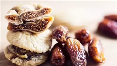 التمر أو التين.. من الأفضل لخسارة الوزن؟ 