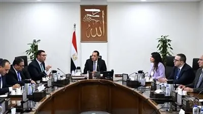 رئيس الوزراء يعلن موعد طرح ٣٠٠٠ وحدة سكنية ضمن مبادرة 