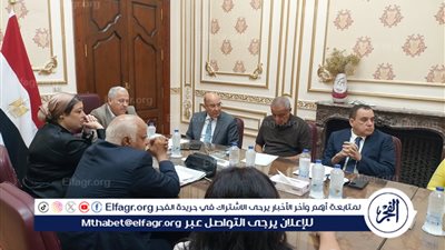 ”الوطنية للصحافة” تبحث تطوير الإصدارات الأجنبية للأهرام