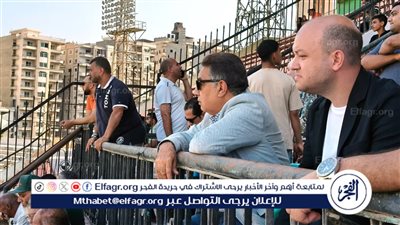 محافظ الدقهلية يشهد مباراة فريق المنصورة من داخل الملعب ويؤكد على دعمه الكامل للفريق