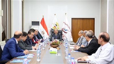  شيمي: تطوير مركز معلومات قطاع الأعمال يدعم للشركات القابضة والتابعة