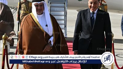 عاجل- رئيس الوزراء يستقبل ولي عهد مملكة البحرين بمطار القاهرة الدولي