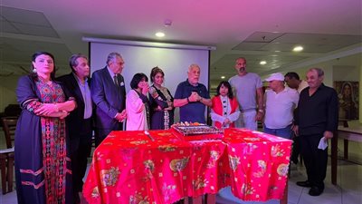 نقابة المهن التمثيلية برعاية أشرف زكي تنظم احتفالية إنسانية بدار كبار الفنانين