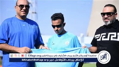 غزل المحلة يكرّم المشجع الكفيف محمد حموده