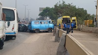إعادة الحركة المرورية بعد حادث تصادم أمام مصنع أبو حوا بقليوب وإصابة سيدة