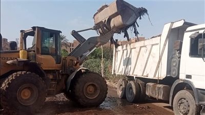 محافظة الجيزة: رفع 940 طن مخلفات هدم وبناء من منطقة الكونيسة بالعمرانية