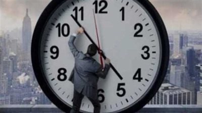 تغيير الساعة للتوقيت الشتوي.. تفاصيل القرار المرتقب وتأثيره على العمل والدراسة