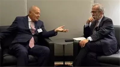 أبو الغيط يلتقى وزير خارجية البرتغال ويشيد باعتراف لشبونة بالدولة الفلسطينية