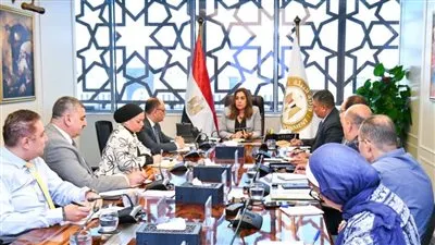 منال عوض توجه بتطوير منظومة إدارة المحميات وتشديد الرقابة على ممارسة الأنشطة بداخلها