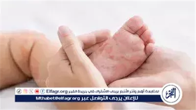 لماذا ينتشر فيروس اليد والقدم والفم بسرعة بين الأطفال؟