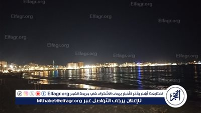 شواطئ مطروح ليلة اكتمال القمر وطقس معتدل 