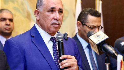 خلال مؤتمر صحفي.. نقيب المحامين يعرض موقف النقابة من تعديلات «الإجراءات الجنائية» ويؤكد تمسكه بالضمانات الدستورية لحق الدفاع