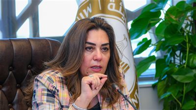  منال عوض تتوجه إلى مدينة أبوظبي للمشاركة فى المؤتمر العالمي للحفاظ على الطبيعة