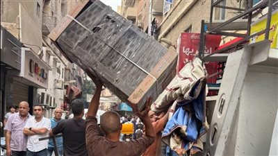 محافظة الجيزة تفرض الانضباط في شوارع الوفاء والأمل وخالد بن الوليد 