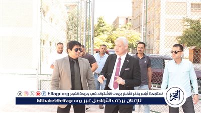 نائب رئيس جامعة أسيوط يتفقد أعمال التطوير بصالة البلياردو واستاد كرة القدم بالجامعة 