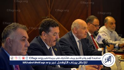 رئيس الاتحادين العربى والافريقي يشيد بدور مصر فى نشر السلام بشرم الشيخ
