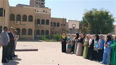 وكيل تعليم قنا يتابع فعاليات التأهيل الذهني والبدني للمعلمين الجدد في مادتي الرياضيات والعلوم