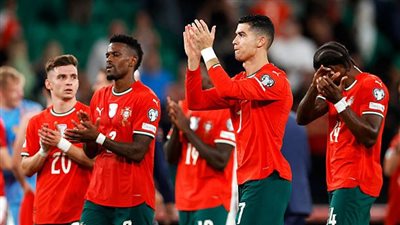 رونالدو يتألق بثنائية وسوبوسلاي يحرم البرتغال من التأهل المبكر للمونديال