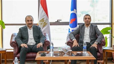 وزير قطاع الأعمال: مشروعات وتوسعات صناعية واستثمارية وسياحية للشركات التابعة في السويس