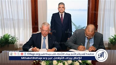 قناة السويس تبدأ أولى خطوات التصدير الخارجي للصناعات البحرية بتوقيع عقد بيع قاطرتين لمجموعة NERI الإيطالية بقوة شد 90 طن