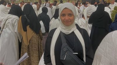 أحدث ظهور.. سهر الصايغ في لحظات روحانية مؤثرة أثناء أداء العمرة