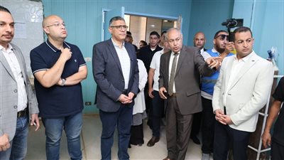 محافظ الجيزة يتفقد مستشفى الواحات البحرية ويتابع مستوى الخدمات الطبية المقدمة للمواطنين
